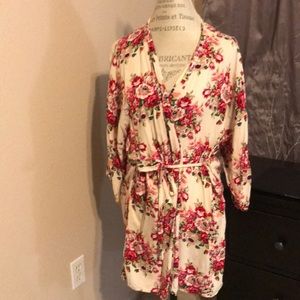 Silky floral robe